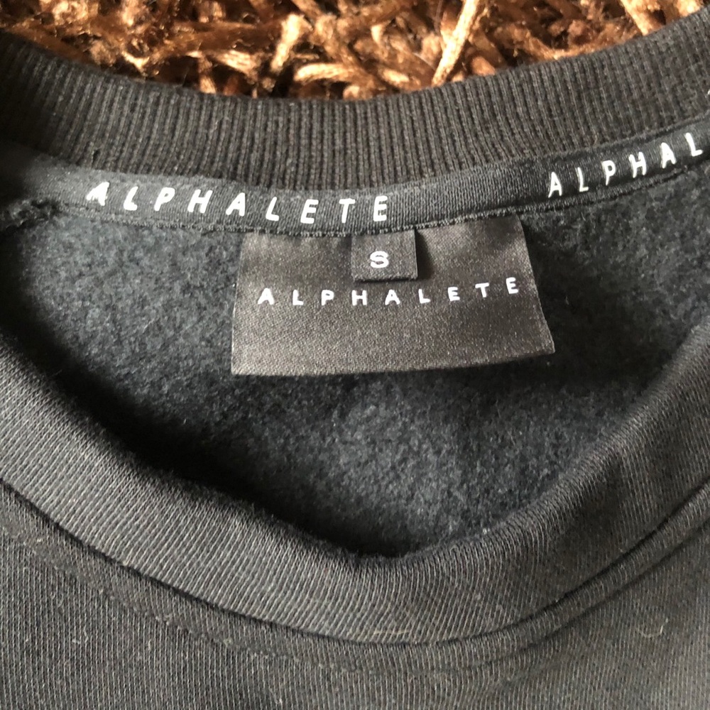 Alphalete Crop Hoodie - Picture 3 of 3